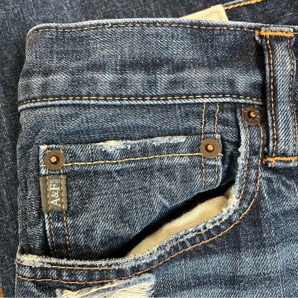 Abercrombie & Fitch Men’s 38x32 The Skinny Jean Dark Wash Distressed Button Fly - Picture 7 of 14